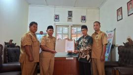 Bamuskal Ngunut Sampaikan Surat Pemberitahuan Akhir Masa Jabatan dan Kewajiban LPPKal kepada Lurah N